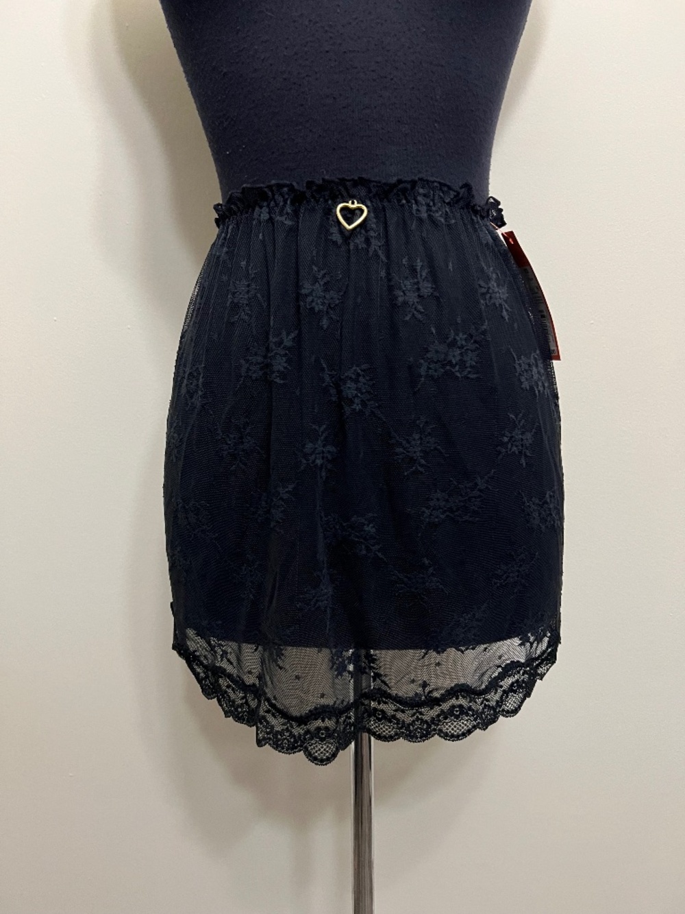 Close Black Lace Mini Skirt